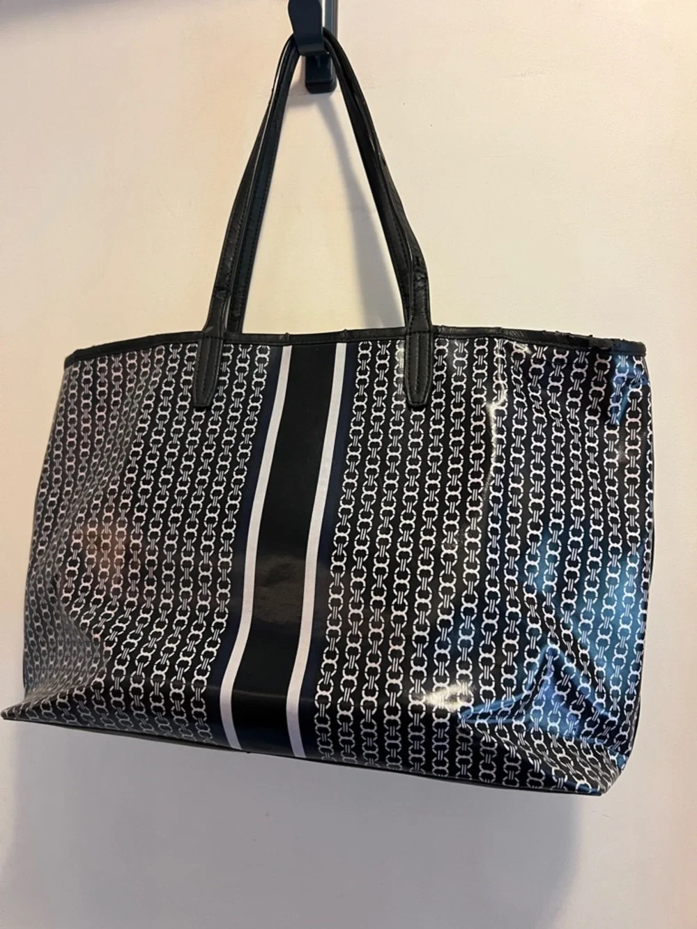 Tory Burch Black Gemini Link Tote 🔗👜
